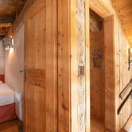 Chesa Cavril By Interhome