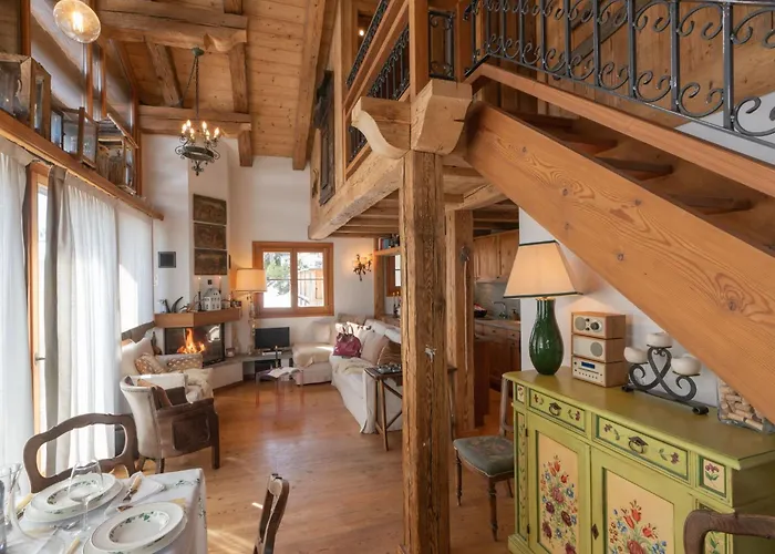 Hébergement de vacances Chesa Cavril By Interhome Maloja